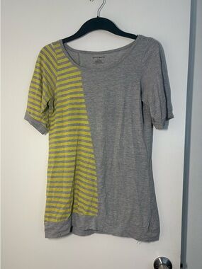 DKNY Heather Gray Tee with Yellow Stripe Panel